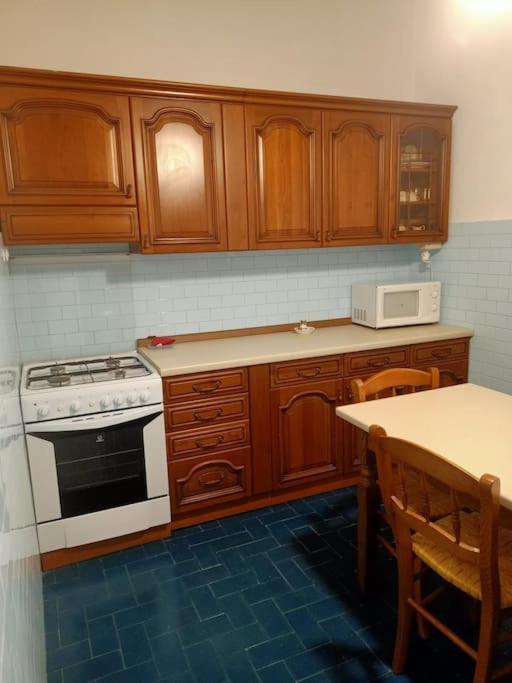 Zona Centro Foce Appartamento